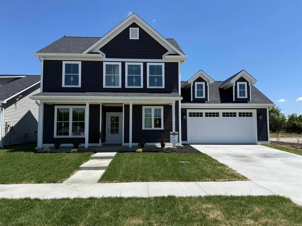 7657 W Julia Dr, Ellettsville, IN 47429