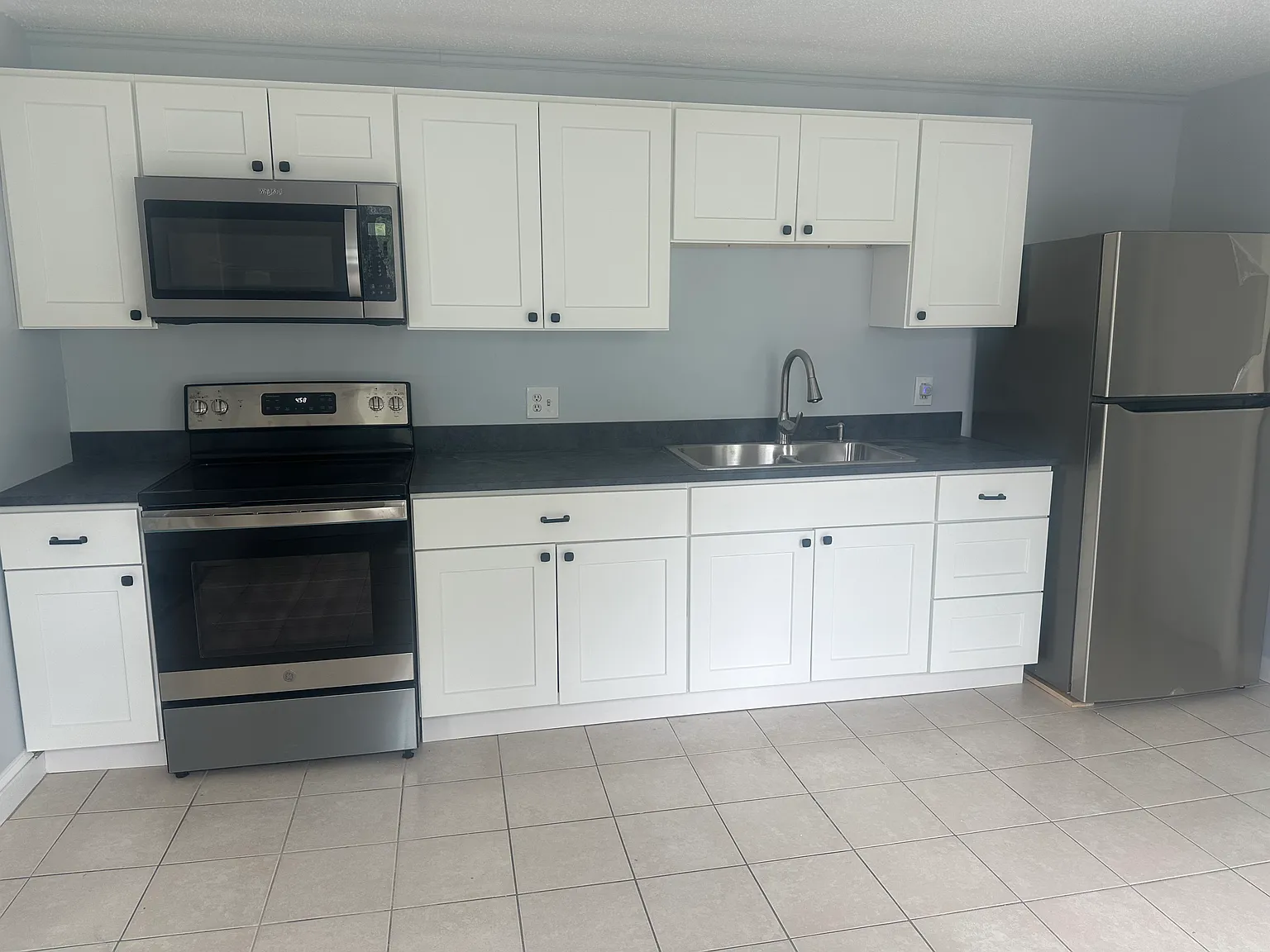 2 bed, $2,000 — Photo 3