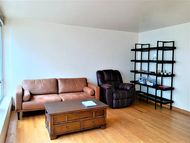 1450 E 55th Pl #525S — Photo 6