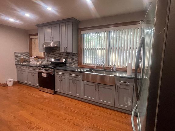 4th image of 2432 Bouck Ave #2