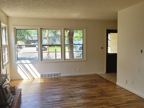2nd image of 2648 Cody Dr