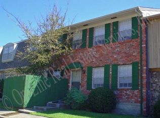 1618 Barak Ln, Bryan, TX 77802