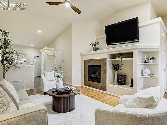 3rd image of 4760 Iron Horse Villas Point