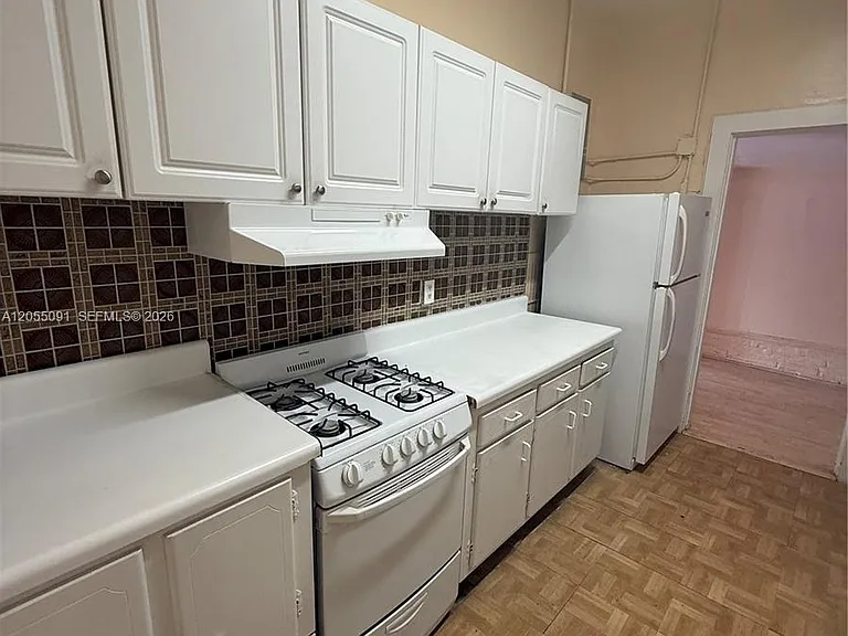 3747 Sheridan Ave — Photo 8