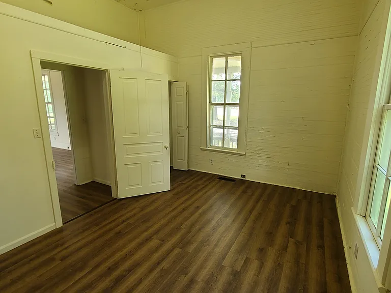 774 Macon Ave — Photo 17