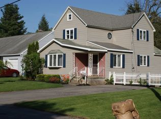 2840 Caroline Ave, Schenectady, NY 12306