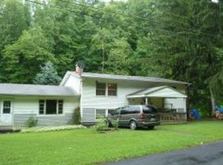 51801 Pipe Creek Rd, Jacobsburg, OH 43933