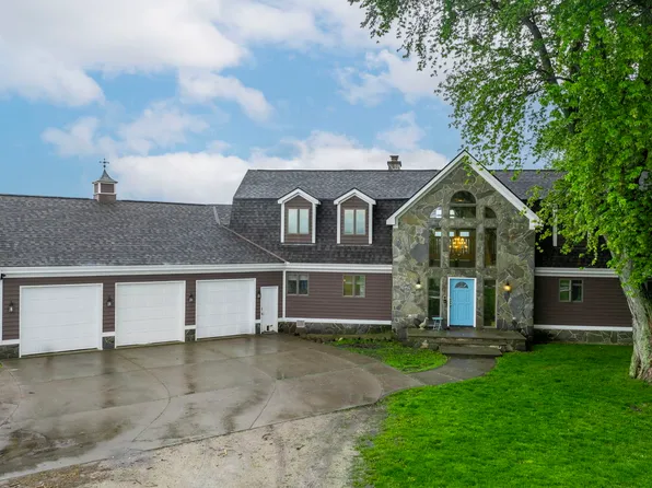 3980 E Sandwich Rd, Sandwich, IL 60548