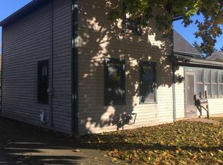 548 Center St, Hartford, WI 53027
