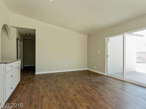 4th image of 5377 Martingale Ct