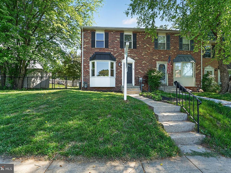 1st image of 49 Stone Park Pl