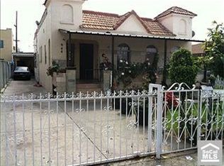 944 S McDonnell Ave, Los Angeles, CA 90022