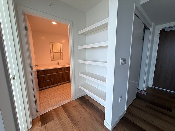 3rd image of 1500 Rycroft St #4005