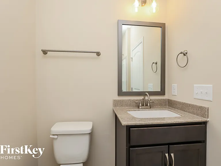 1061 Brightwood Ct — Photo 14