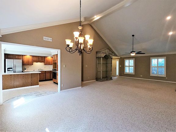 4th image of 9836 Kristi Dr