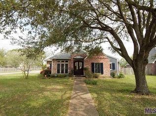 37458 Provence Pointe Ave, Prairieville, LA 70769