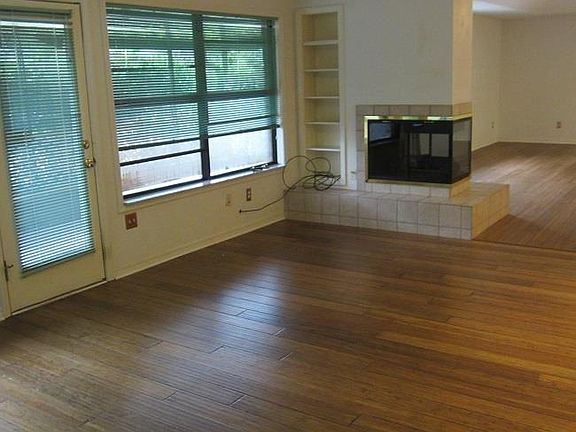 5th image of 5069 Leeward Dr