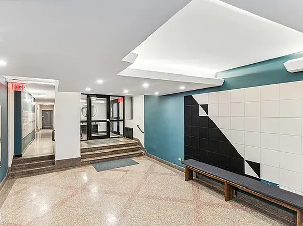 675 Academy Street image 10 of 13