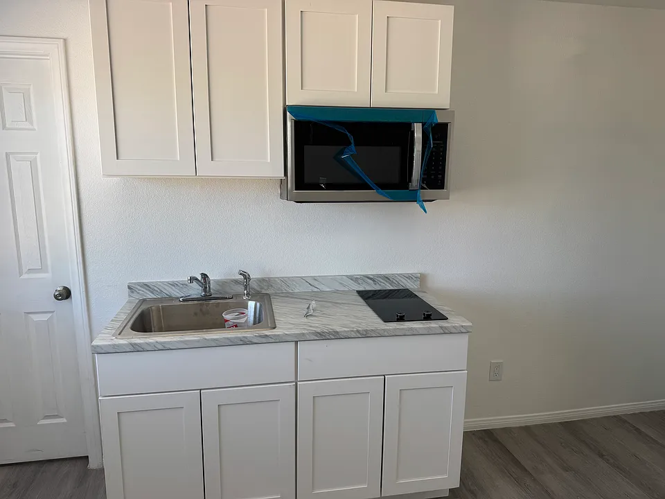 1836 Stacey Ct #3