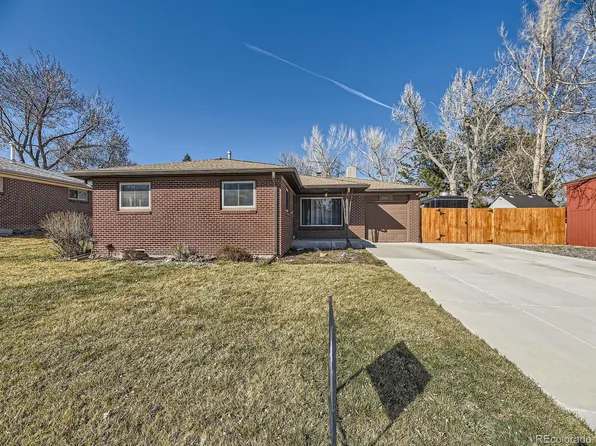 3361 W Saratoga Avenue, Englewood, CO 80110