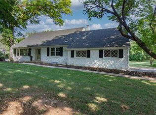 430 W Macada Rd, Bethlehem, PA 18017