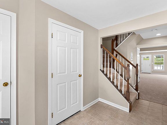 4th image of 1339 Mare St