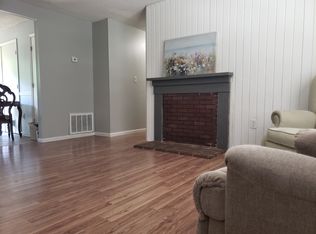 220 Mark Twain Cir, Athens, GA 30605