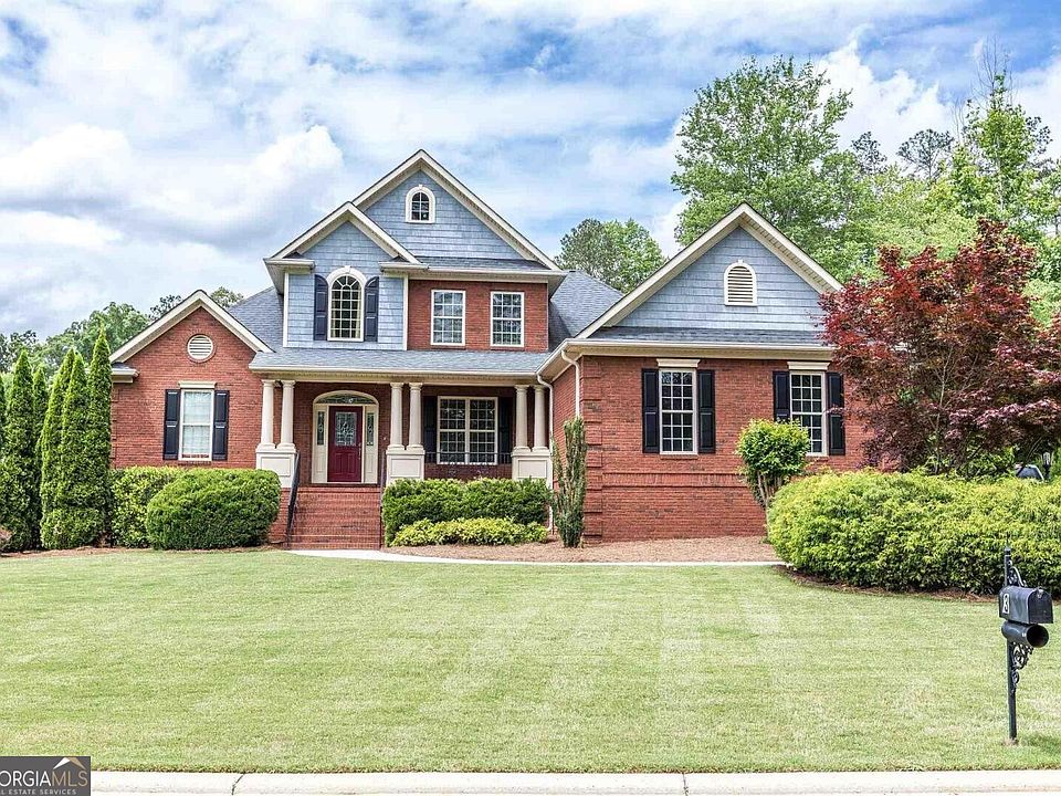 1st image of 3 Irwin Ct NW