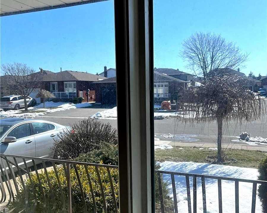 2nd image of 27 Janet Ct