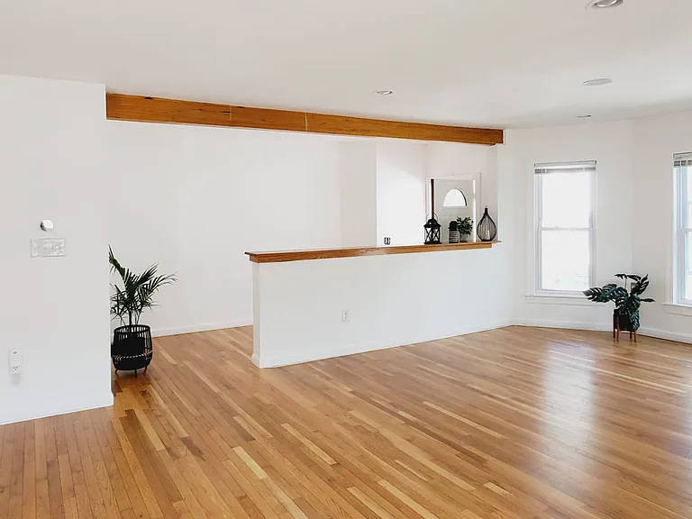 19 Court St #1 — Photo 10