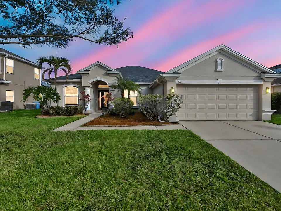 823 Seminole Sky Dr