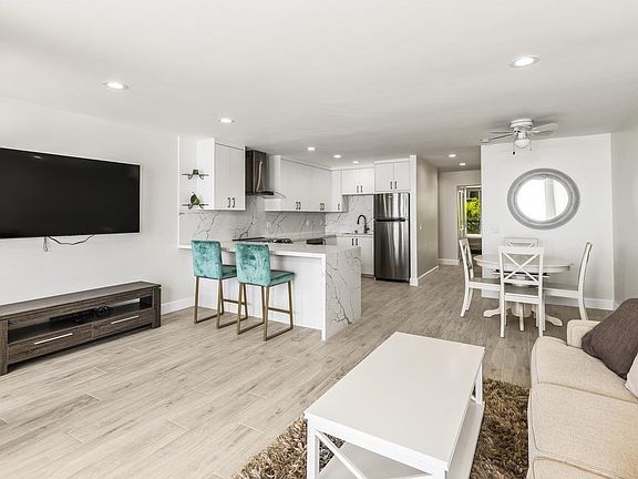 5th image of 190 Del Mar Shores Ter Unit 30
