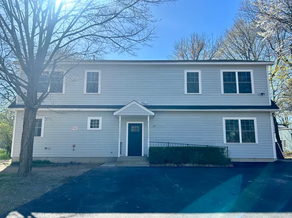 19 Firehouse Ln, Red Hook, NY