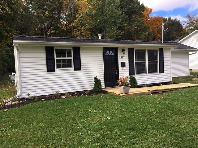 1st image of 817 Oak Park Dr