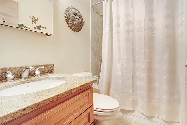 Rented by Compass | media 7