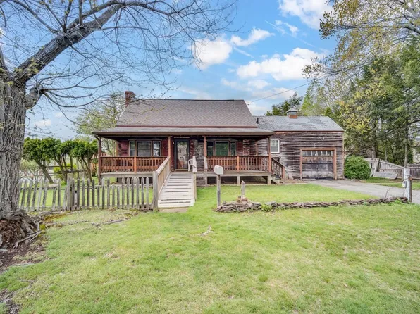 20 Towne St, Chicopee, MA 01013