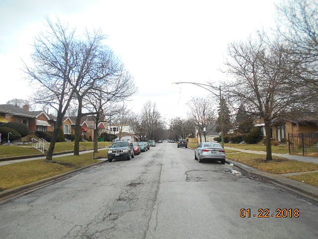 2nd image of 12442 S La Salle St
