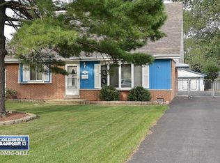 13129 W Playfield Dr, Crestwood, IL 60445