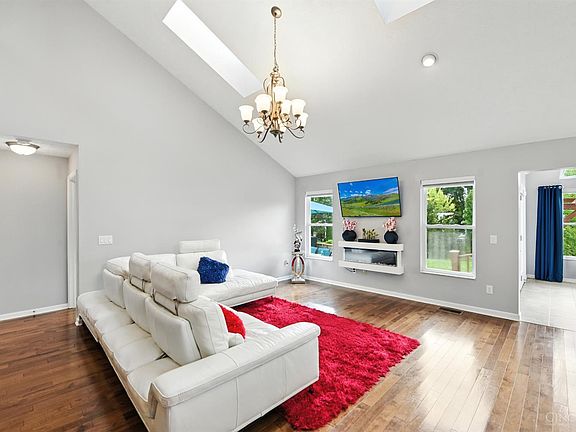 2nd image of 4746 Sanibel Ln