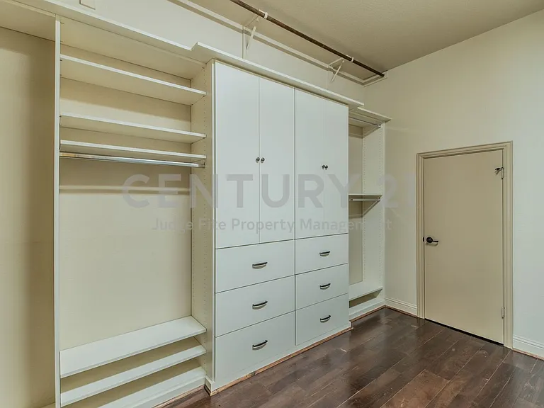 7565 Rawlins Ln — Photo 19
