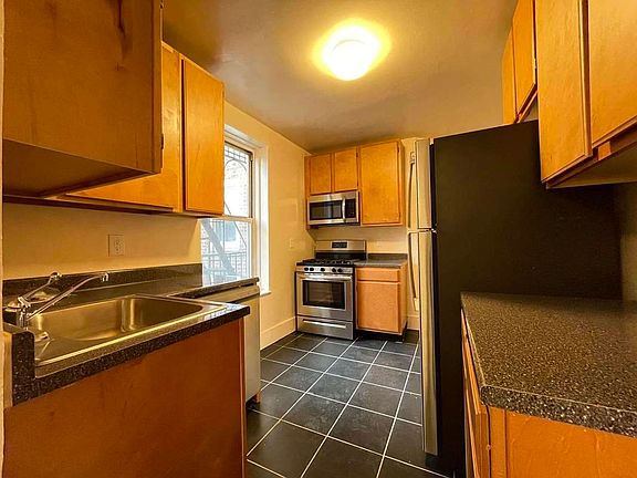 4th image of 69-40 108th St #2G