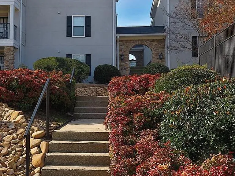 1150 Collier Rd NW #H9 — Photo 18