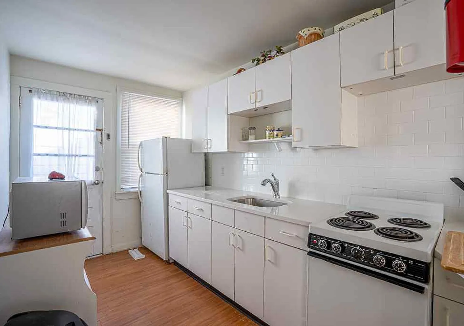 Winter Rental - 1 Bed / 1 Bath - Beach Block - Accommodates 2 — Photo 4