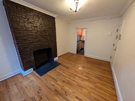 3rd image of 113 1/2 W 15th St APT 2W
