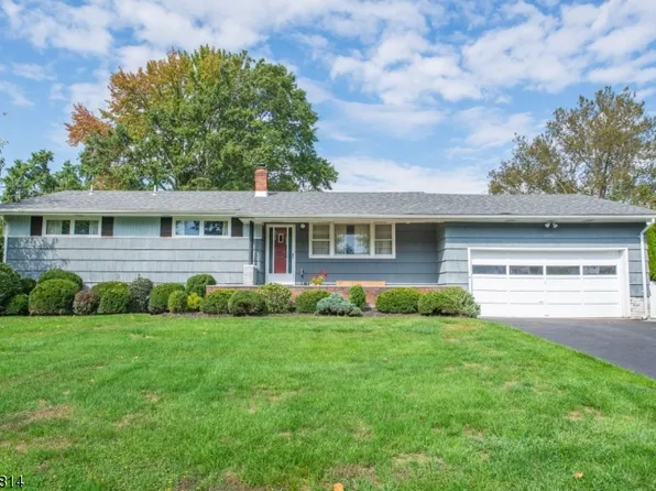 11 Malcolm Dr, Fairfield Twp., NJ 07004