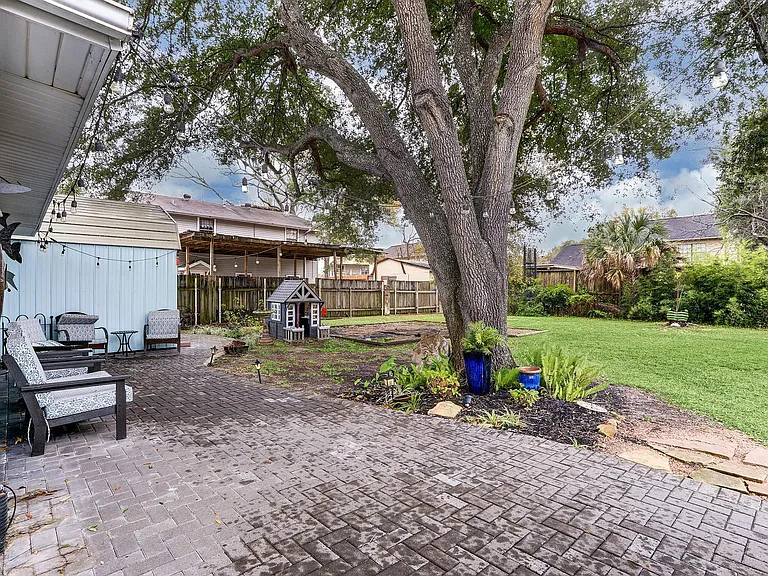 4449 Shady Lake Dr — Photo 19