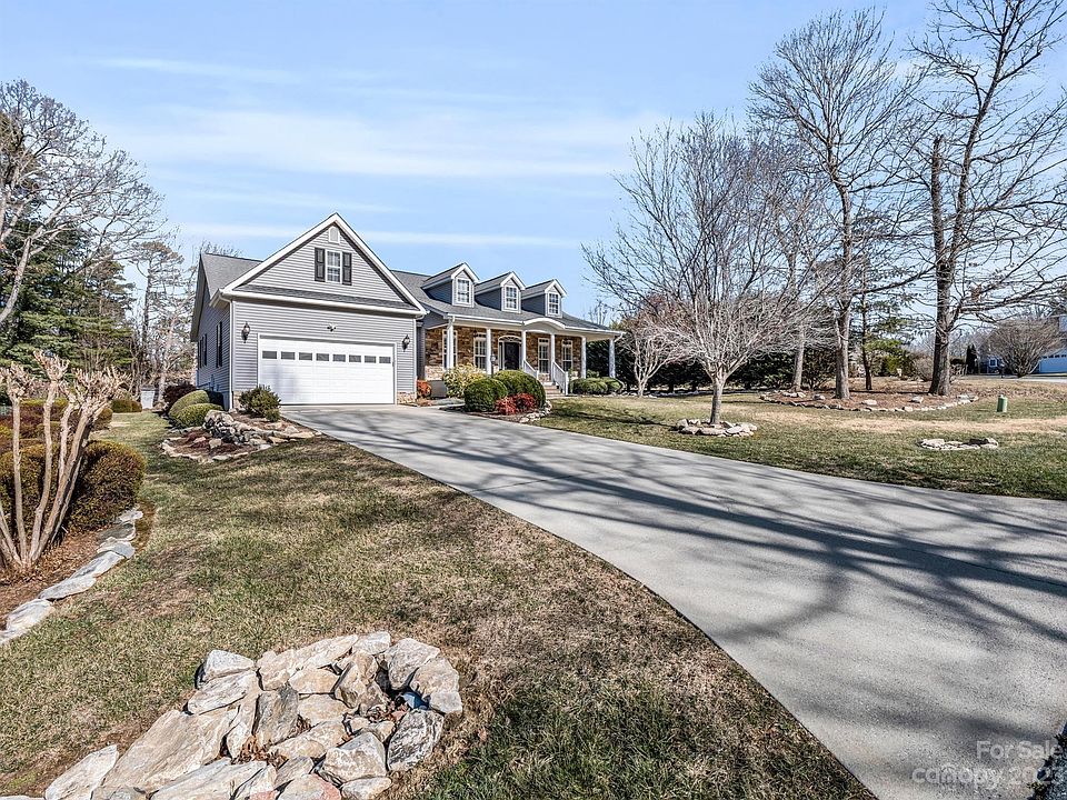 1st image of 329 Classic Oaks Cir