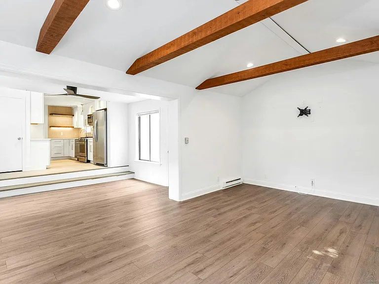 124 Minturn Pl — Photo 6