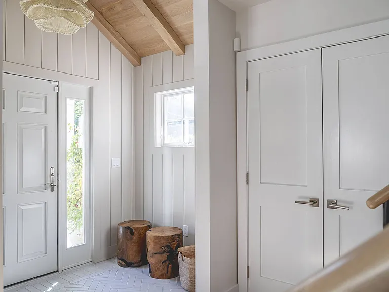 29 Maple Ln — Photo 2