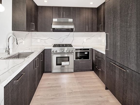 4th image of 1400 Hudson St Unit 803